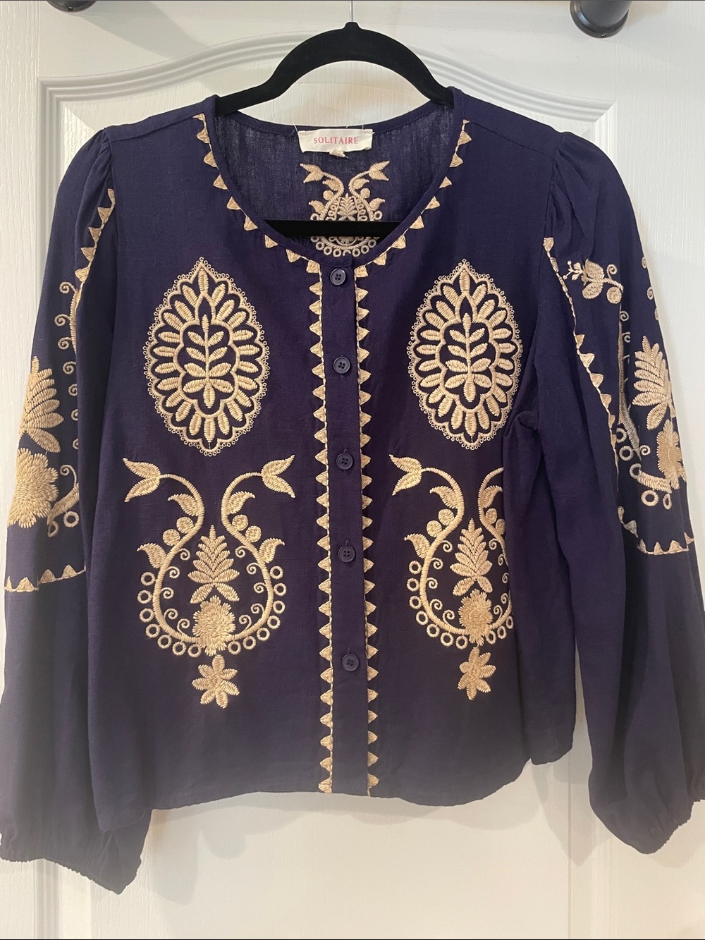 Beautiful Solitaire Blouse Top Size Medium